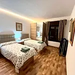 Puerto Banus -4 Till 8 Persons - Parking - Beach At 100M